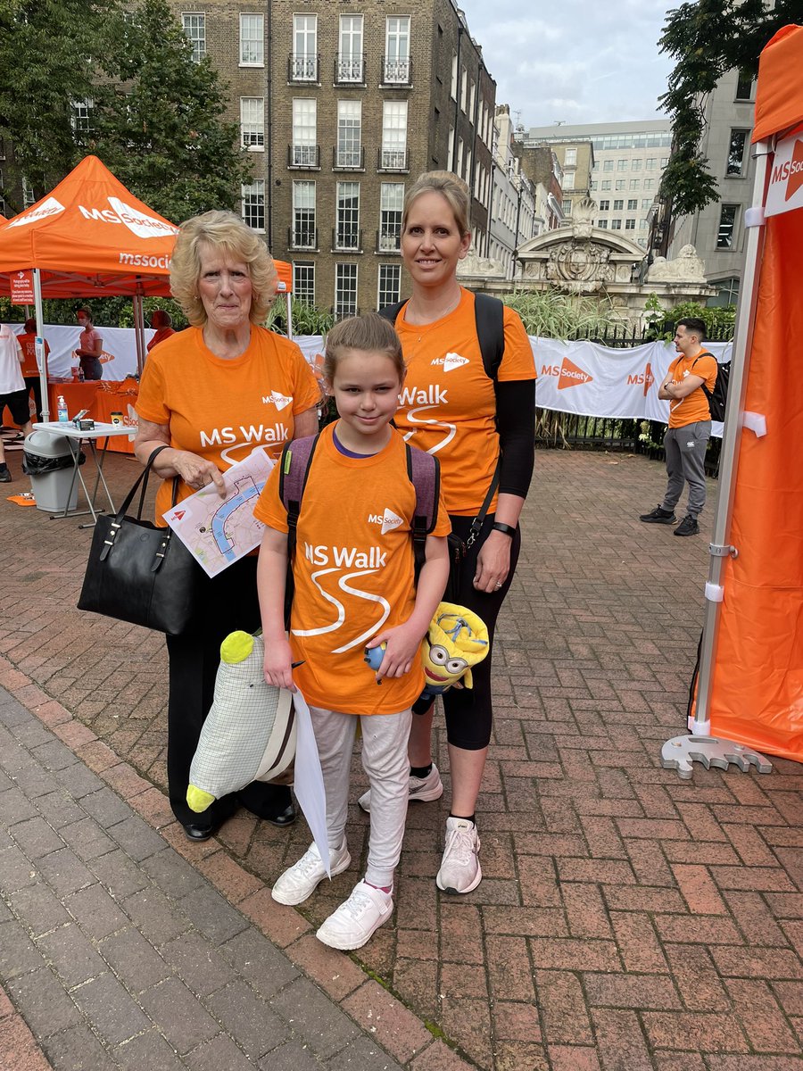 tb_runners's tweet photo. #mswalk London - we’re ready to go! https://t.co/UZHyJdqWBD