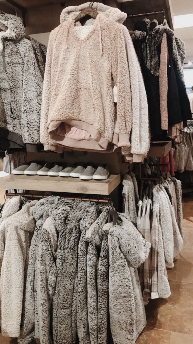 🪐 грех в самом начале не устроить такую тусовку, поэтому 🪐
#цепочкаТвиттерских 
🦉читай меня взаимно 
🦉делай ретвит
🦉читай ретвитнувших 
🦉находи новых читателей и радуйся выходному дню 
— stranger things, black clover 💔
#ЦепочкаФолловеров
#ЦепочкаТвиттерских