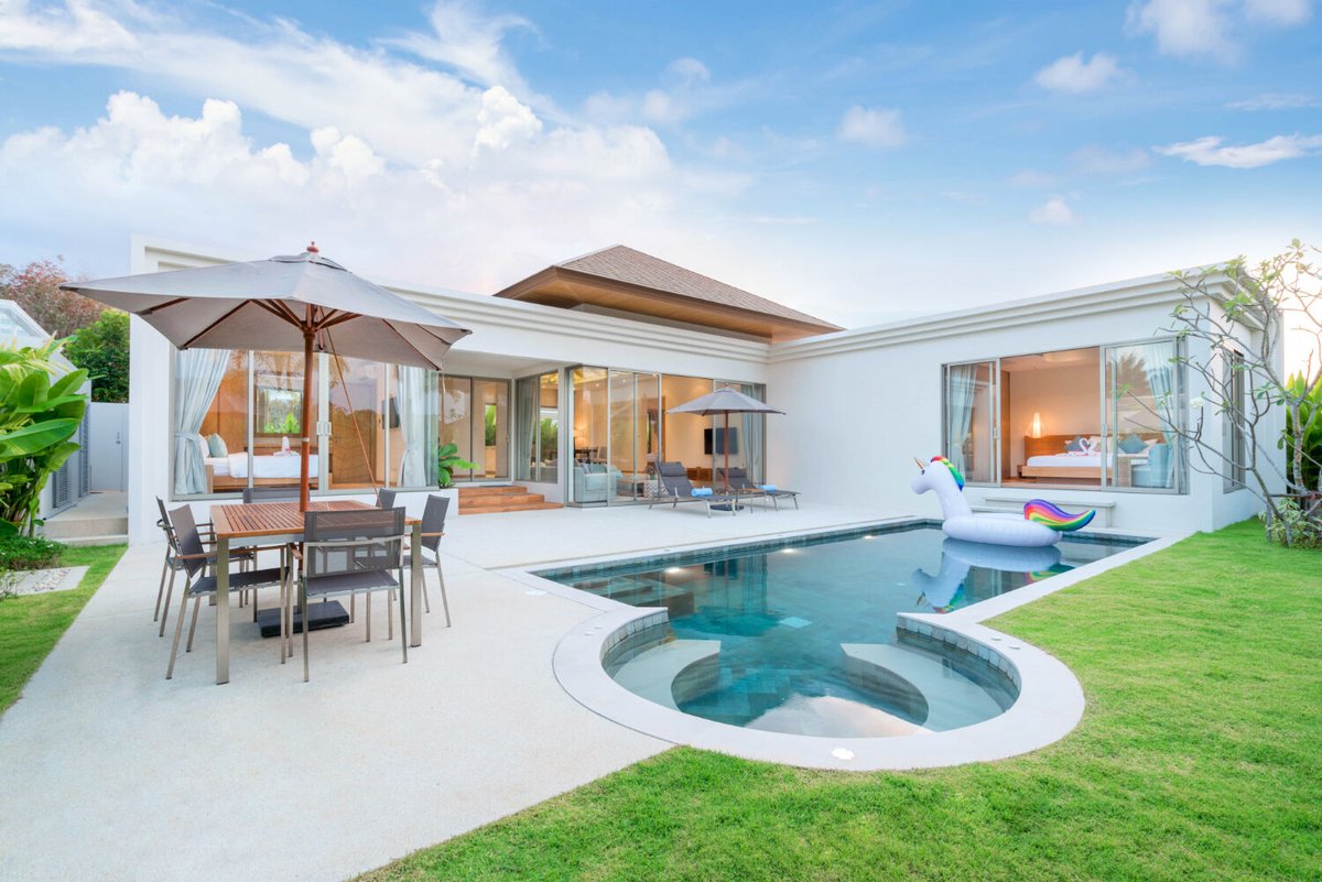 MeganAlfaAgent's tweet photo. In the current real estate climate, the most important person in this transaction may be a realtor you’ve never met. This is because the bottom line is that buying or selling a home is an emotional event. 

Call 256-694-2278 https://t.co/5URciThbkW