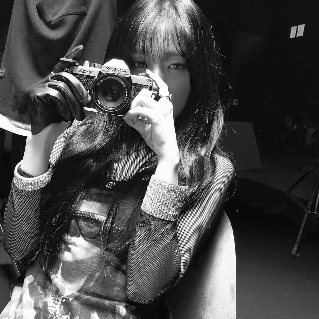 yulkseulk's tweet photo. My favorite Irene pics taken by Seulgi https://t.co/gk3GO5zQ21