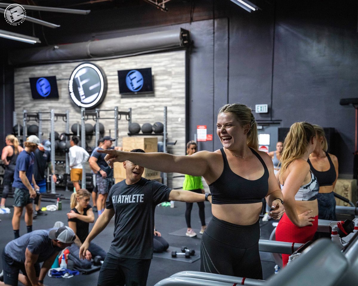 the12movement's tweet photo. Have YOU booked your classes for this upcoming week?! 💪🏼 https://t.co/I11kzbhNKB