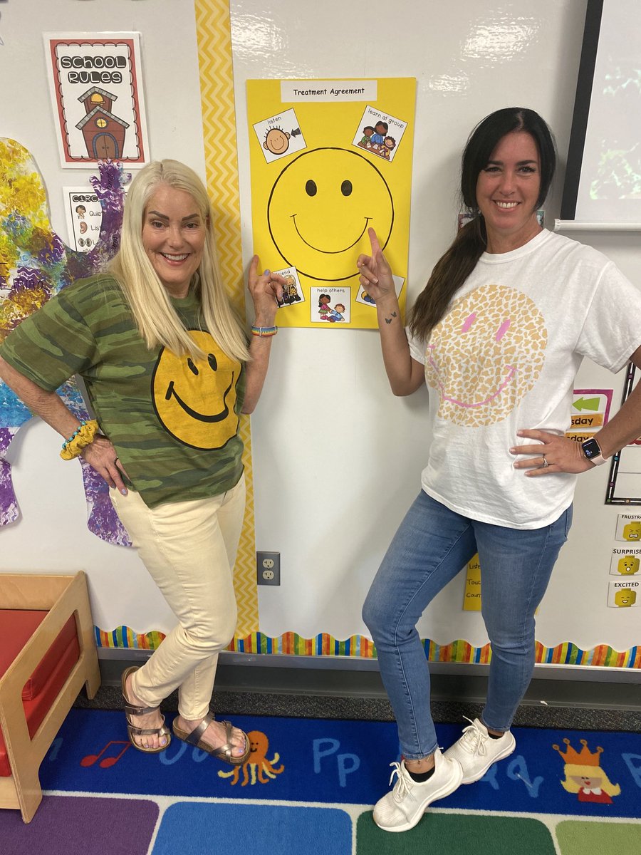 karenirons's tweet photo. ⁦@drisana415⁩ ⁦@FISD_ECS⁩ ⁦@friscoisd⁩ #treatmentagreement #showkindness #littlestlearners https://t.co/3CFxzgb1Cn