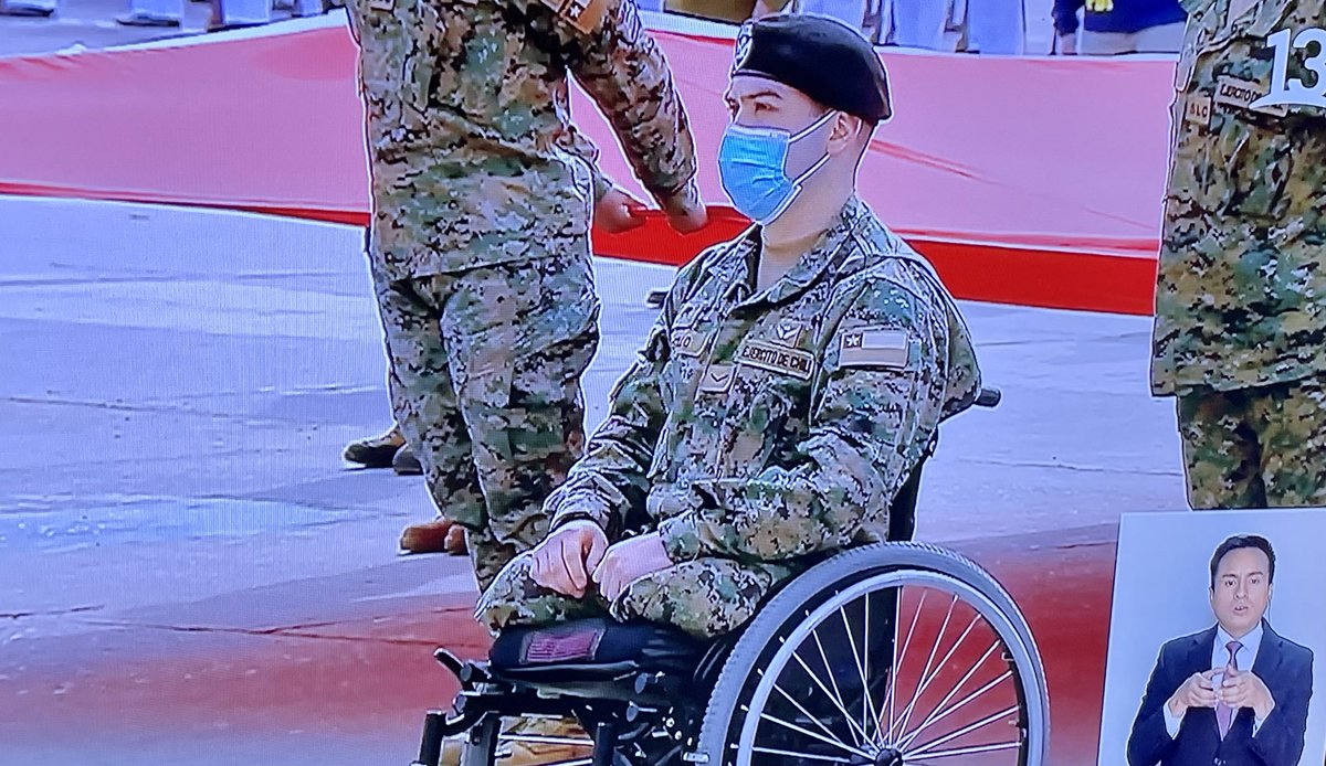 Agradecimiento por su gran vocación.
#ParadaMilitar2021