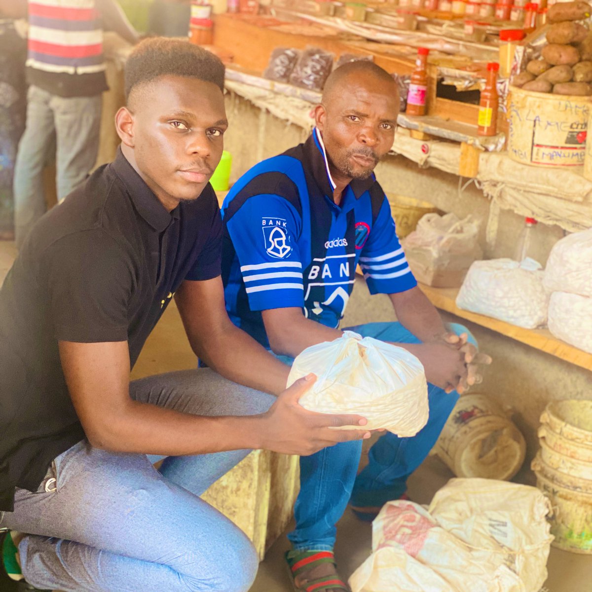 Ian_Khonje_'s tweet photo. Spent the last weekend working on a documentary story for @Malambe_jam with renowned Malawian Video Journalist, George Ntonya. Humbled that i will share my story through the lens of this legend! https://t.co/r37d0Be8tI