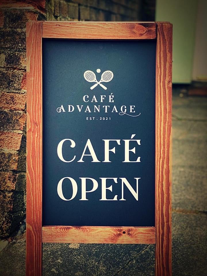 jude_jlj38's tweet photo. Love seeing small businesses set up and this is a just perfect - fabulous people, amazing coffee & food! Shotley & Benfieldside Tennis Club - you’ve got a little gem of a cafe! Congratulations & good luck Ali & crew! #tennis #localsmallbusinesses https://t.co/uTYv4kctBG