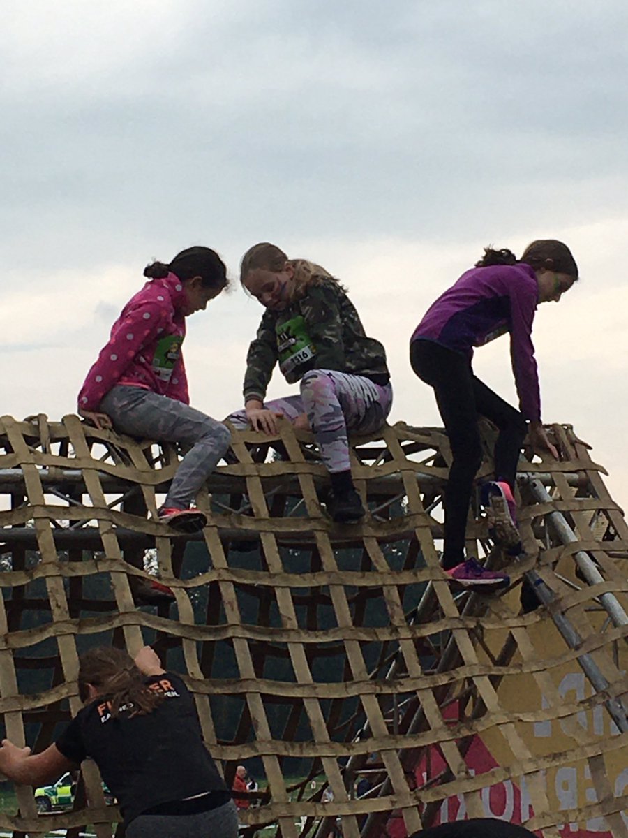 LauraLForsyth's tweet photo. Tough Mudder fun! https://t.co/h8n6rWAAYD