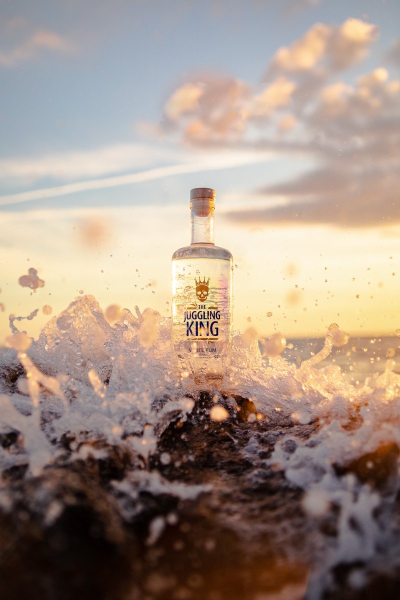 TheJugglingKing's tweet photo. We hope you've had a fabulous week! 

https://t.co/YsYBKIMJUM https://t.co/93RDLkdY6d