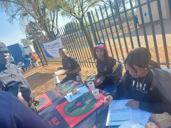 BLFmembers's tweet photo. BLF Comrades in Gauteng Province led by Provincial Deputy Chairperson, Cde Thuto Motsepe (@ThutoMotsepe2).
We are ready to fix local government, victory is Certain!!
#RegisterToVoteBLF https://t.co/SvARLakr6s