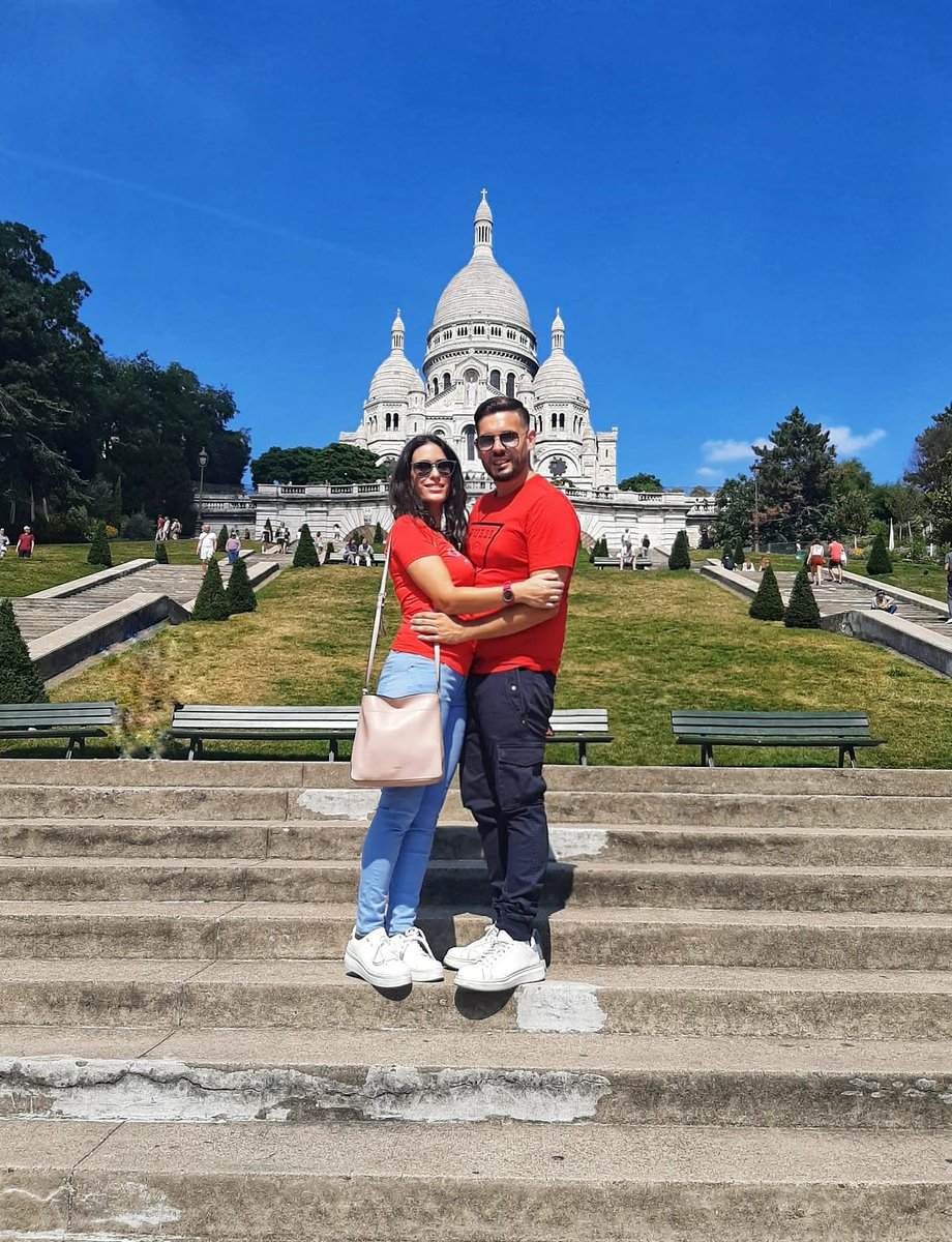 GioLucaRusso1's tweet photo. "La vita è un viaggio, non una destinazione"

~ Ralph Waldo Emerson

#Parigi #Paris #Montmartre #SacroCuore #ViaDegliArtisti #IlPuntoPiúAltoDiParigi #ParisMonAmour #BasilicaDelSacroCuore #Francia #France #FranceTravel #Travel #Travelling #MomentiImmortalati #PicOfTheDay #Photo https://t.co/YAh3QzrEZV
