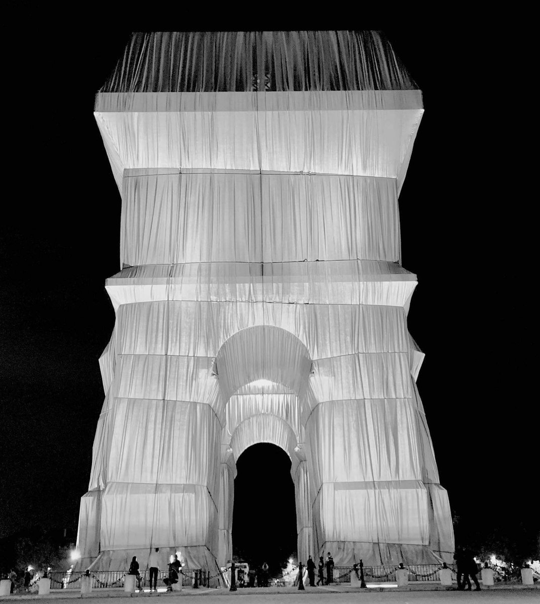 excelcoursiers's tweet image. Nos experts sont à vos côtés pour vous prêter main forte dans la réussite de la #fashionweek !
Nos services restent assurés pendant la #journeesansvoiture et les #journeesdupatrimoine 
#arcdetriomphe #paris #excelcoursiers