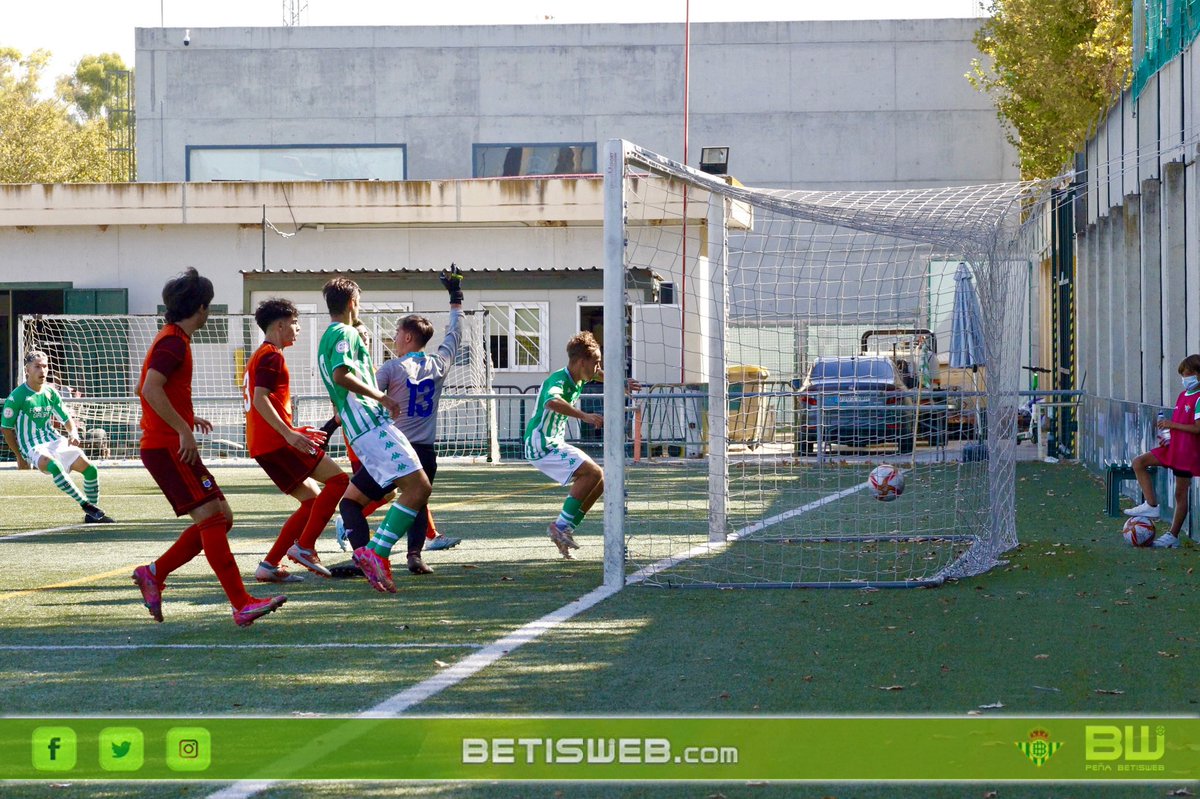 betisweb's tweet photo. 📸secuencia en imágenes del gol de Mario con el #BetisDH al #RecreDH https://t.co/FRaGWQI5UO