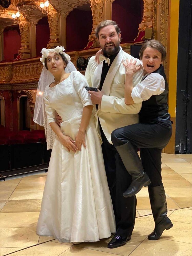 Opernhaus Zürich (@operzuerich) on Twitter photo 3xTOI zur heutigen Wiederaufnahme von Bellinis I CAPULETI E I MONTECCHI! <a href="/RosaFeolaSinger/">Rosa Feola</a> gibt ihr Debüt als Giulietta. Die Rolle des Romeo übernimmt <a href="/KurucovaJana/">Jana Kurucova</a>. In der Rolle von Tebaldo debütiert der aufstrebende Tenor Omer Kobiljak. Infos & Tickets: opernhaus.ch/capuleti 3xTOI zur heutigen Wiederaufnahme von Bellinis I CAPULETI E I MONTECCHI! <a href="/RosaFeolaSinger/">Rosa Feola</a> gibt ihr Debüt als Giulietta. Die Rolle des Romeo übernimmt <a href="/KurucovaJana/">Jana Kurucova</a>. In der Rolle von Tebaldo debütiert der aufstrebende Tenor Omer Kobiljak. Infos & Tickets: opernhaus.ch/capuleti