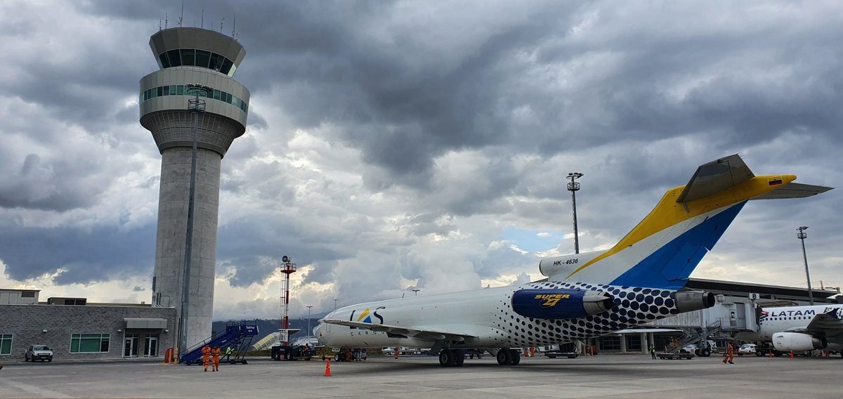 aviation_rm's tweet photo. @LAS_Cargo en el @AeropuertoUIO @pca1969 @jaea74 #aviationRM https://t.co/buoiqbVjcM