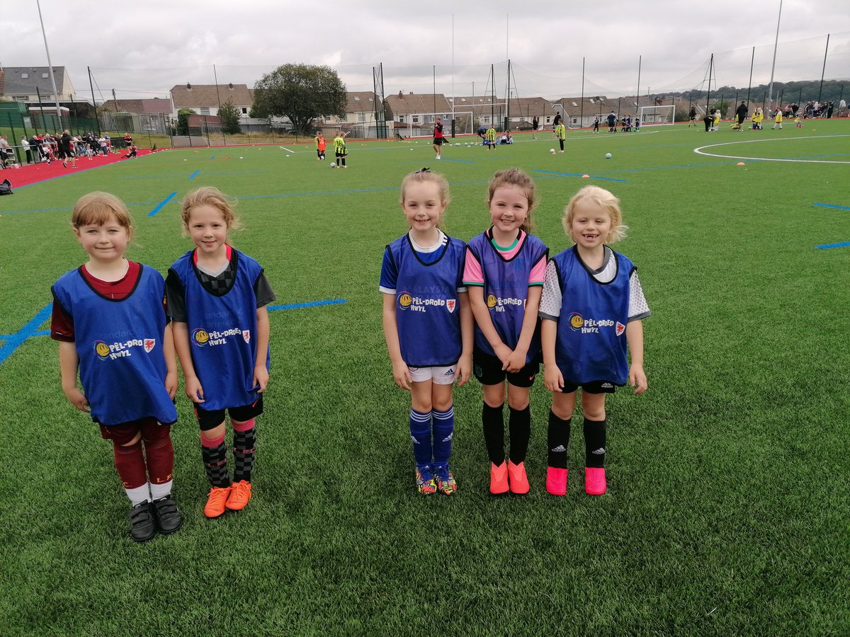 Tredegar Town Women & Girls Section tweet media