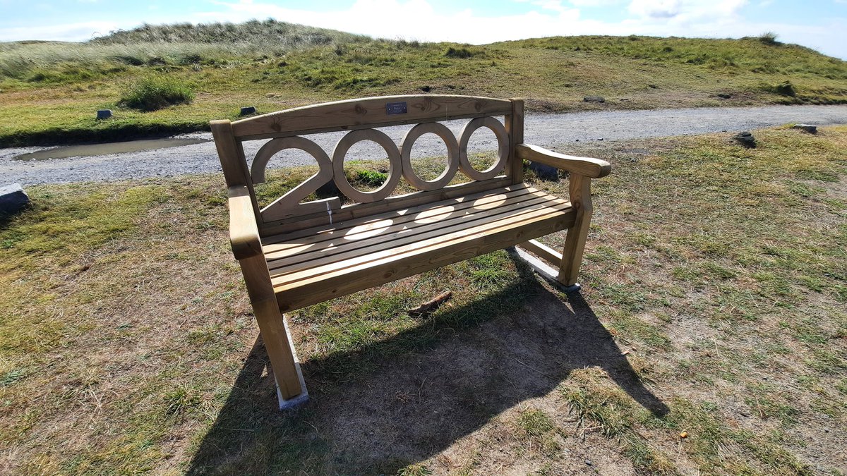 nobbym66's tweet photo. A lovely bench and view at Pembroke Bay on Guernsey. The bench number was made by my nephew Toby.
@MyFaveBench
#Guernsey
#viewtodiefor
#Channelislands https://t.co/jnHPiNwdGh