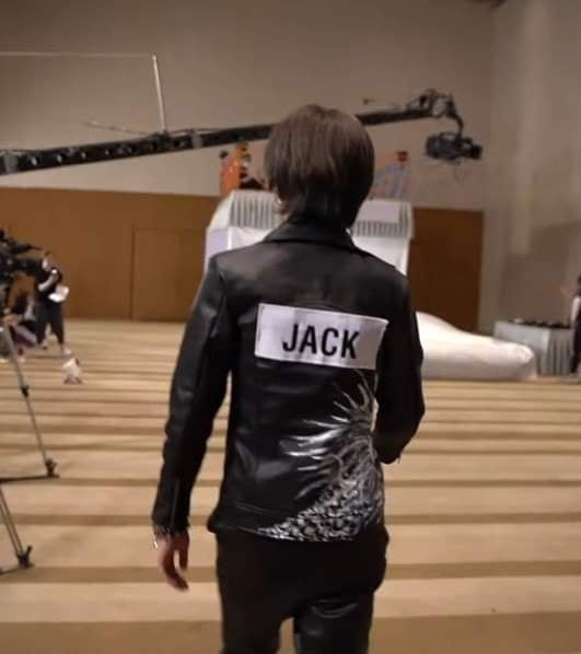domNTSJ's tweet photo. #JACKxRunningMan 
#RunningMan
#JackJ97
@phuongtuan_j97 
Cùng Jack trong RunningMan nhá https://t.co/N052vxcj94