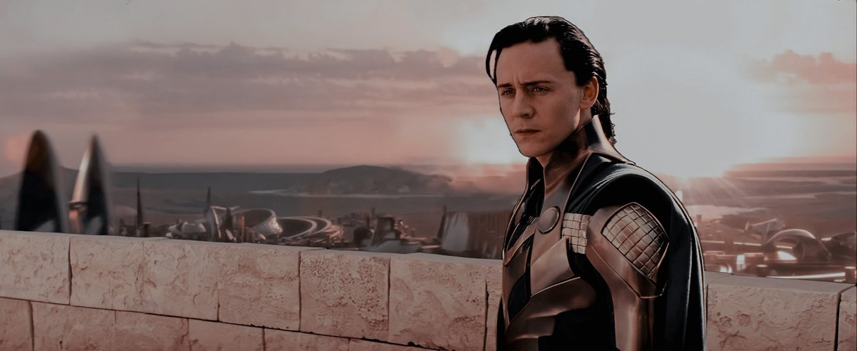 Shambelle97's tweet photo. LOKI - (THOR 2011) | DELETED SCENE |

#Loki https://t.co/Pti2XJyIwP