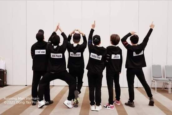 BONH22722247's tweet photo. #JACKxRunningMan
#JackRunningMan
#RunningManVietNam
#JackJ97
#runningman
@phuongtuan_j97 tập 1 sẽ phát sóng vào tối nay nôn quá https://t.co/H0WgGd760r