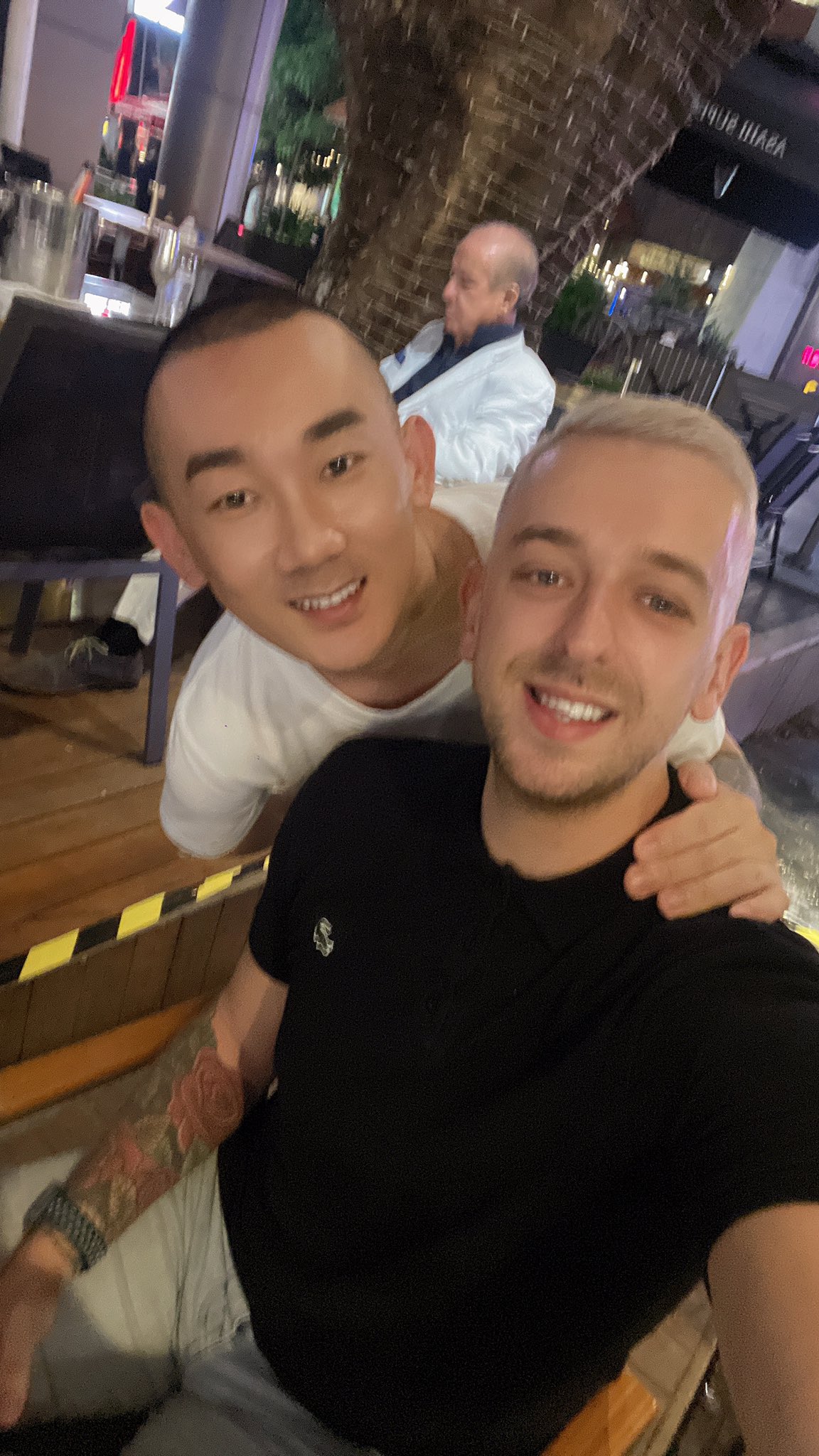 dddddd on X: 好久没见你啊❤️ @Xibeijunjun1 #西北君君#gaychina #gay  t.coHFs1EhnGKH  X