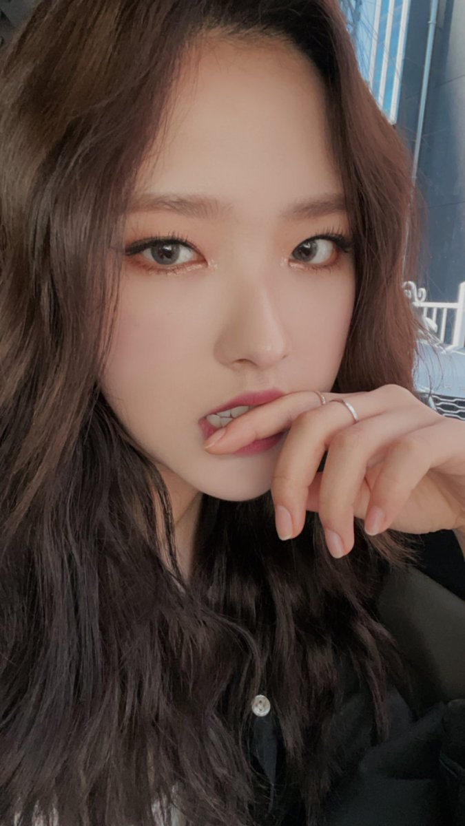 [#OliviaHye] 부담샷 #이달의소녀 #LOONA