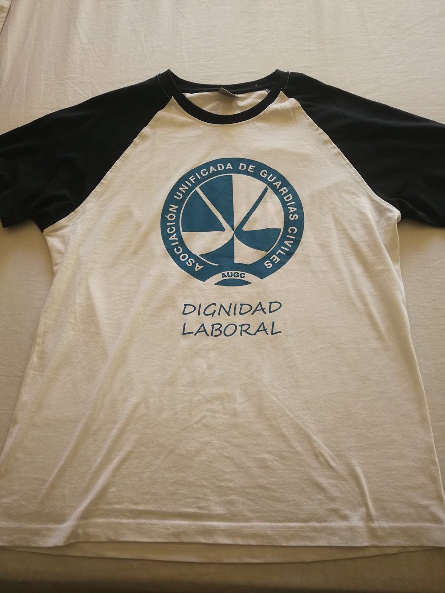 Hoy toca guardar..., pero dejándolos a mano porque <a href="/interiorgob/">Ministerio del Interior</a> jamás defrauda a las escalas medias y básicas en <a href="/guardiacivil/">Guardia Civil</a>
Tocará volver y lo haremos
#yosoyaugc