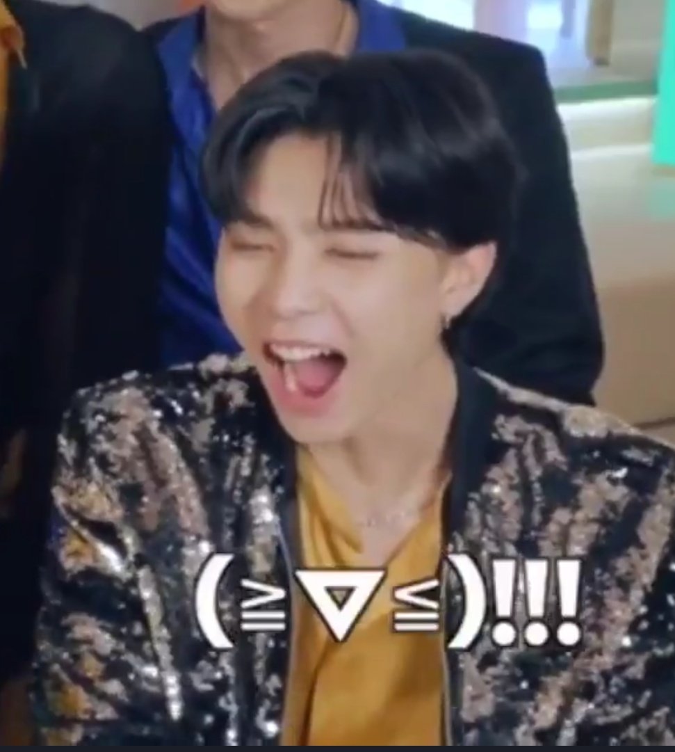 จอห์นนี่                                      ยองโฮ~