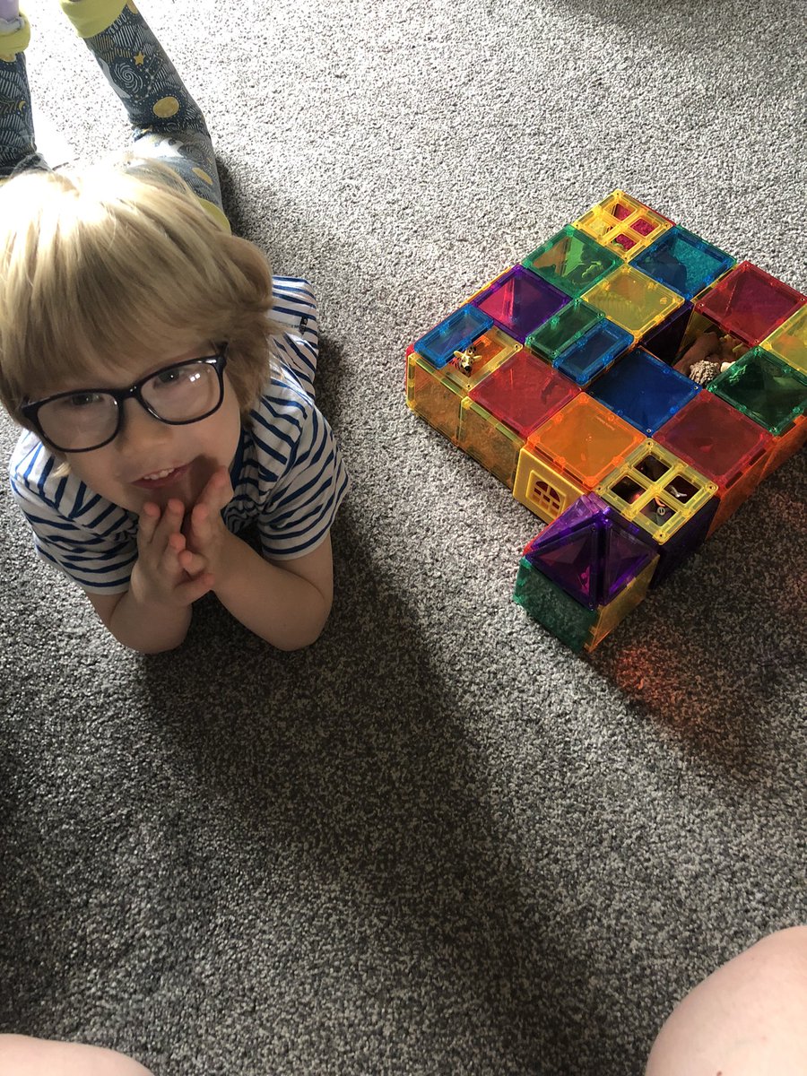 lorri_tay's tweet photo. @TranbyReception catching Zs (needed after this week), making a zoo, zebra print and zigzag cupcakes… lots of Zs! https://t.co/C7jH9Ts8wl