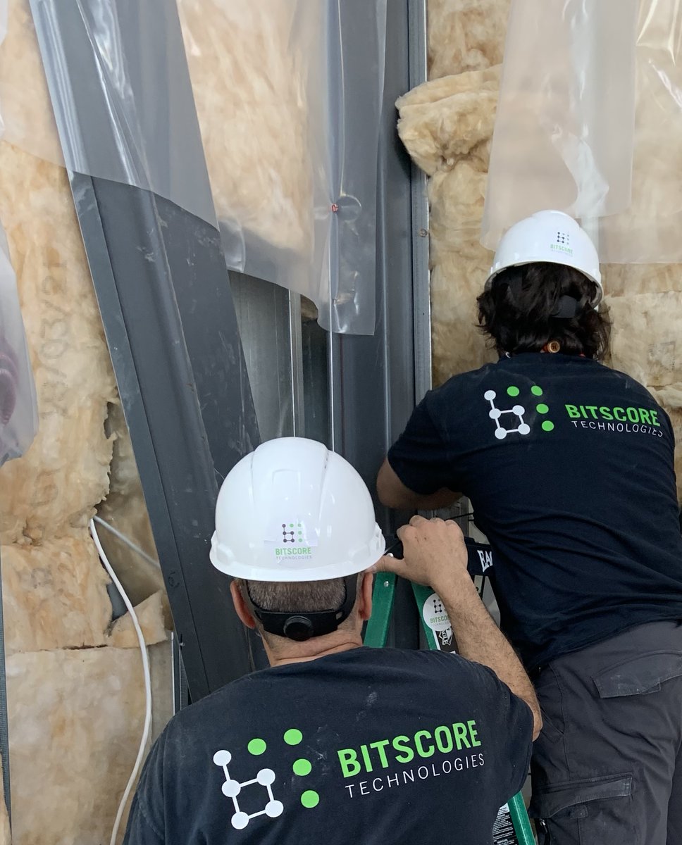 bitscoretech's tweet photo. Our Team working hard. https://t.co/n1PgdP0Cr8