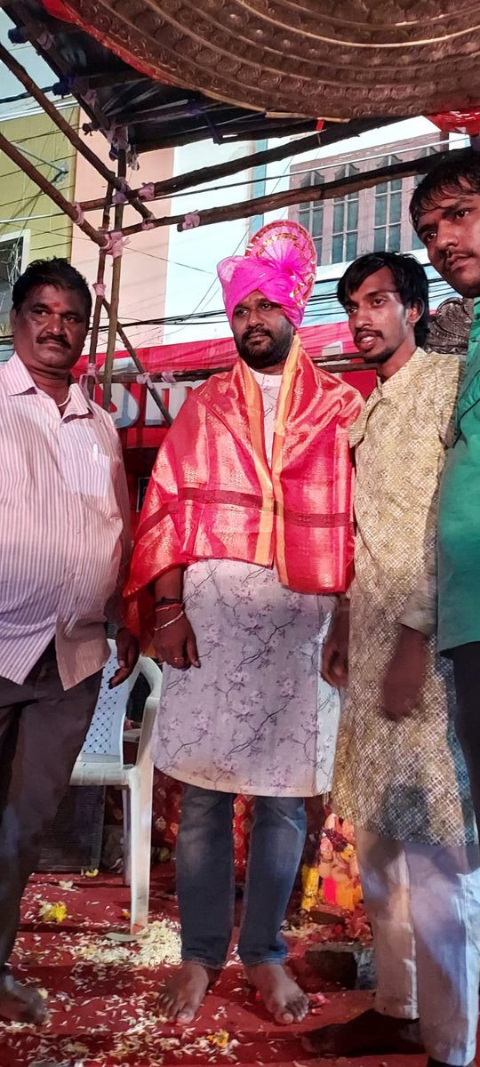 Offered prayers to Lord Ganesha at the pandal organised in Monda Market. #GaneshChaturthi2021 #GaneshChaturthi