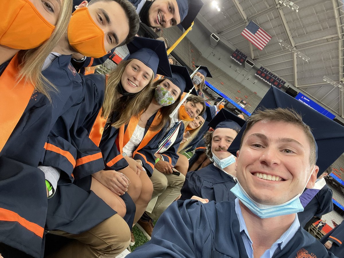eroy44's tweet photo. Let’s do the thing #SUGrad20 https://t.co/DC85oVfpH8
