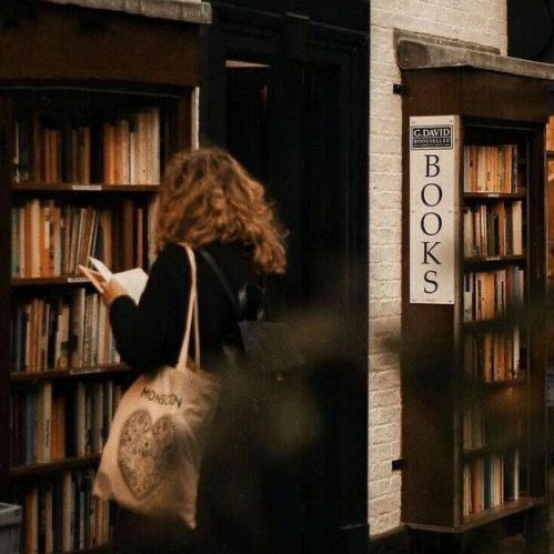 Happy birthday to the golden girl hermione granger     