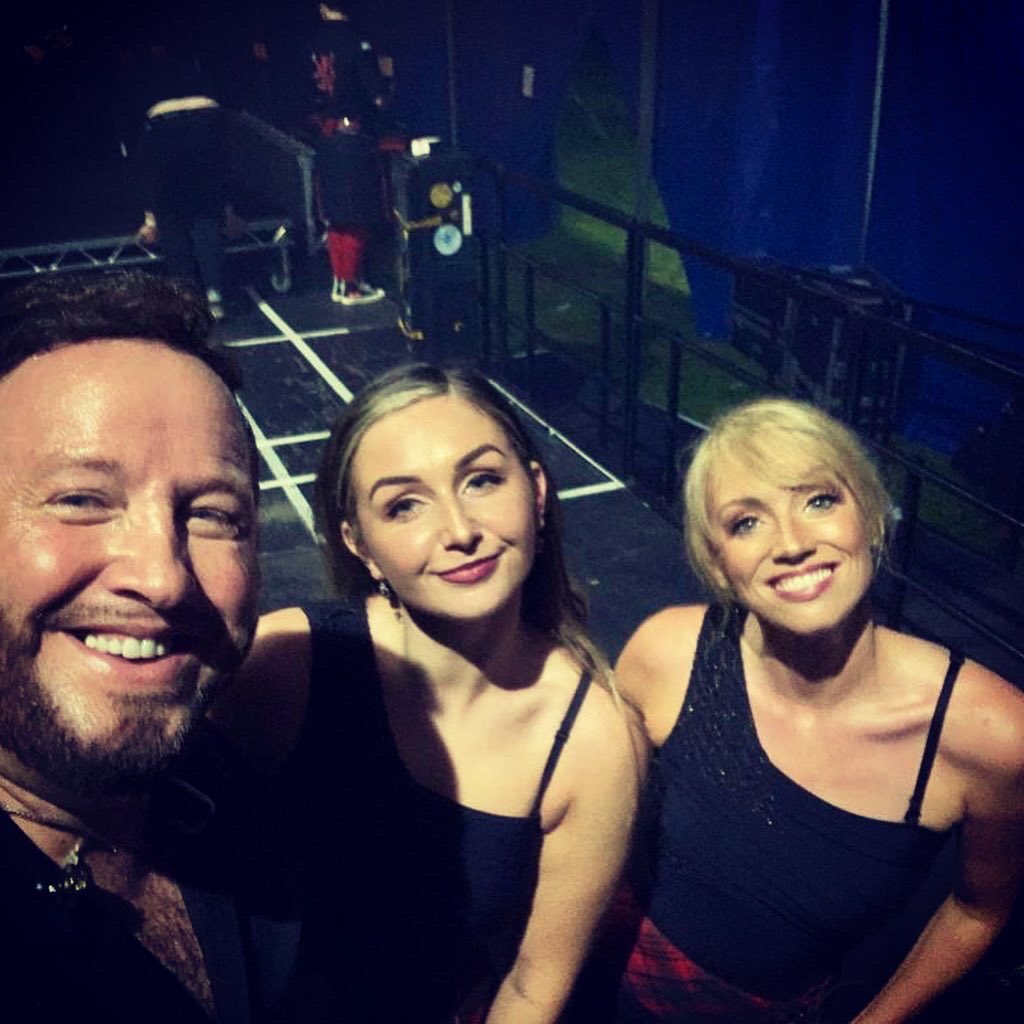 FlingsandThings's tweet photo. Wrapping up a crazy fortnight of gigs with an awesome @chillipipers show at @NorthernKinFest ❤️💃🏼🌶 Happy Sunday everyone! ☺️
#chillipipers @CJvocalcoach https://t.co/uCt8KstCl6
