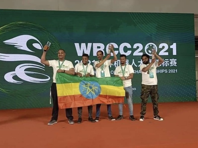 AlainAmharic's tweet image. ኢትዮጵያውያኑ ተማሪዎች የዓለም ሮቦት ውድድር ሻምፒዮናን አሸናፉ

ኢትዮጵያውያኑ የቲያንጂን ዩኒቨርስቲ ተማሪዎች “የዓለም ሮቦት ውድድር ሻምፒዮና” አሸናፊ ሆኑ፡፡

የአል ዐይን ቤተሰብ ይሁኑ! 
#Ethiopia
#WorldRobotSummit