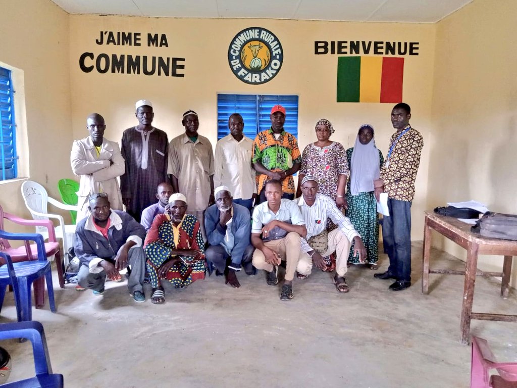 ceda_mali's tweet photo. AUTO-ÉVALUATION ASSISTÉE
PROJET #JIKURA #HelvetasSuisse / MALI @Helvetas
ATELIER COMMUNAUTAIRE
COMMUNE RURALE DE #FARAKO
#CEDAMALI https://t.co/G2ZgMGi3lR