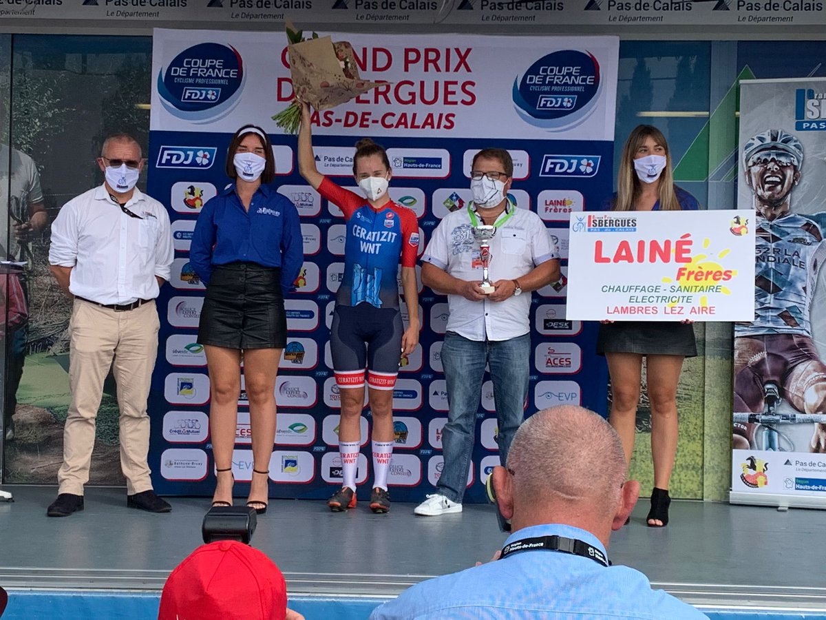 Congratulations @confa_mg who won the sprints competition at GP d’Isbergues today 🏆 with @LinTeutenberg taking the most combative rider of the race 👏 #BuiltToLast