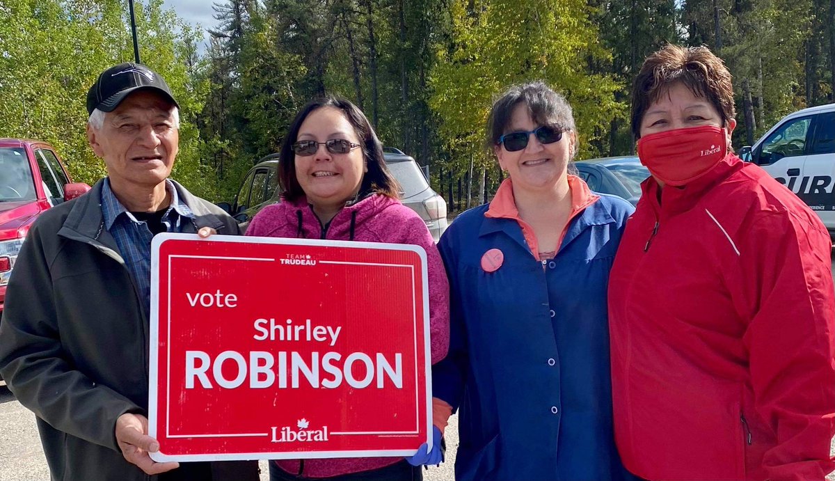 I had a wonderful visit in Leaf Rapids, Lynn Lake and Black Sturgeon Falls. They were so supportive and encouraging in this last stretch. We’re in the last few days! 

#VoteShirleyRobinson 
#ForwardForEveryone #VoteLiberal #Vote4Shirley #elxn44   #cdnpoli