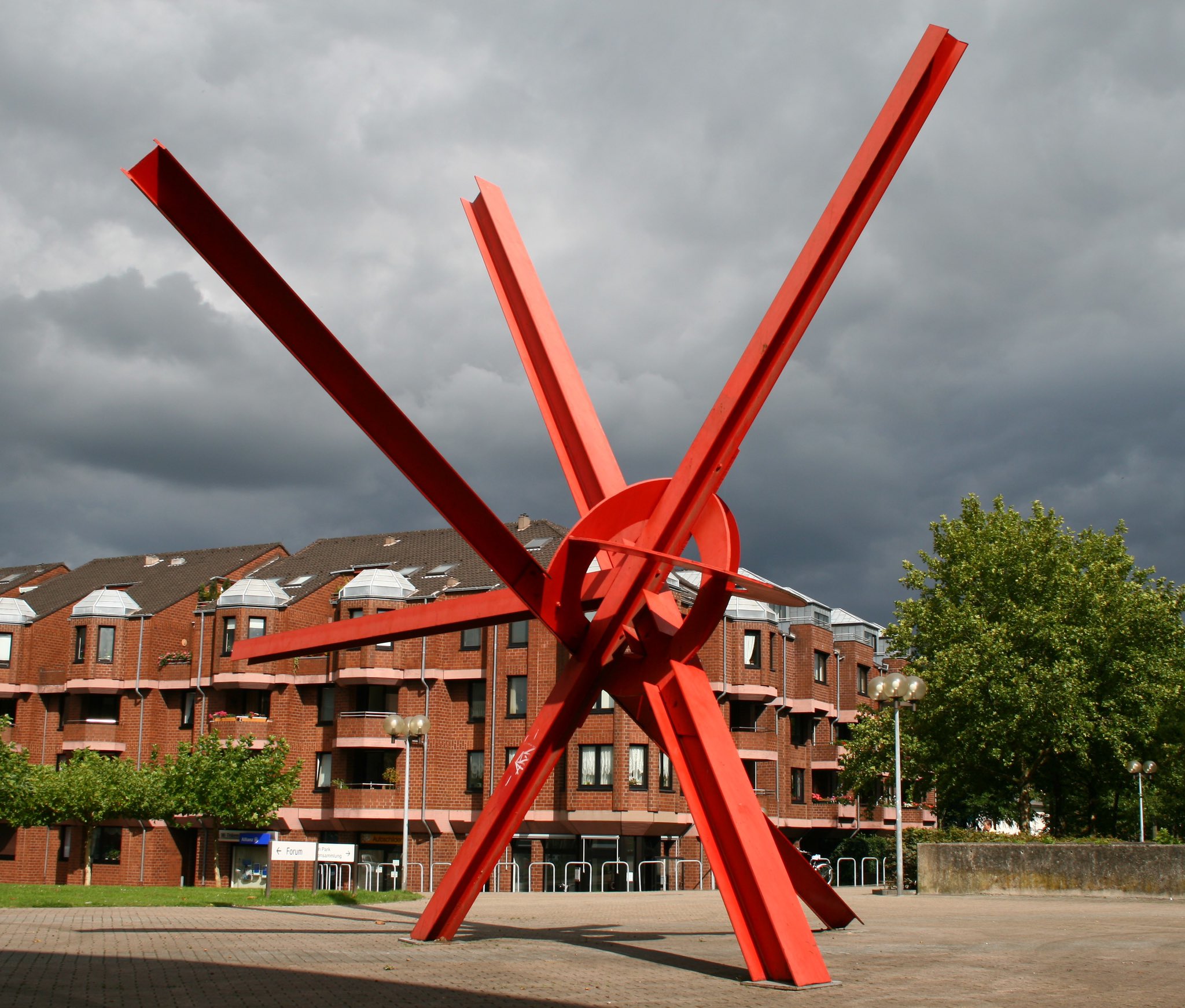 A very Happy 88th birthday weekend to Mark di Suvero:  