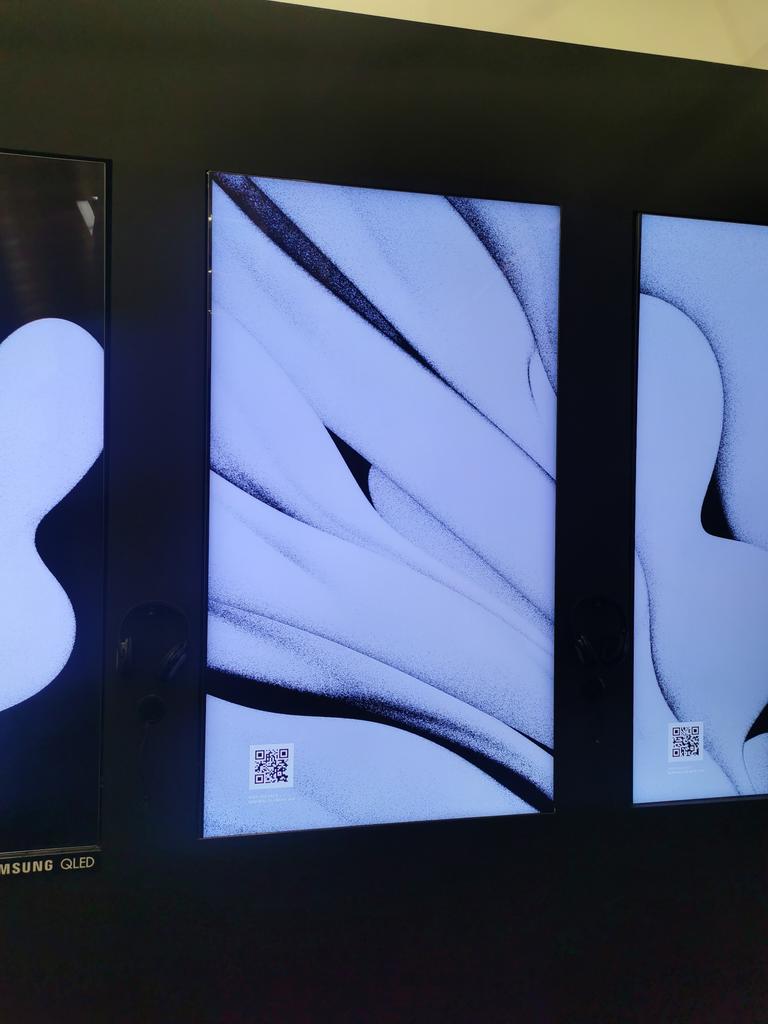 oqmeloo's tweet photo. Visited @cosmoscow today to witness some familiar artworks on physical screens💎
Here are @aesplusf and @solyaev works at @digitalartexpo stand by @gshopnik🚀 https://t.co/Qn6qztztyA