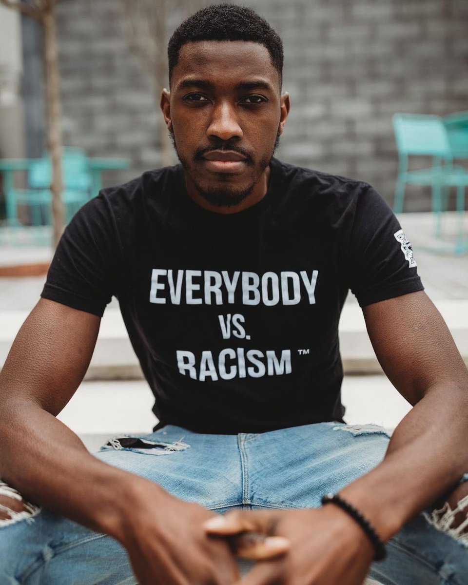 EverybodyvsRac's tweet photo. 1️⃣Educate yourself.
2️⃣Start conversations.
3️⃣Get involved in your community.

For us to get rid of racism we have to fully understand and embrace that no one person is alike. This diversity is what makes our communities strong, vibrant, and unique.

🛒: https://t.co/XUnche93Tb https://t.co/LYXPRhNpQb