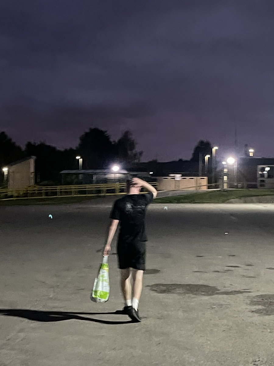 FOZEFC's tweet photo. Defeat. 🟨⬛️ https://t.co/aX5BAgpUGD