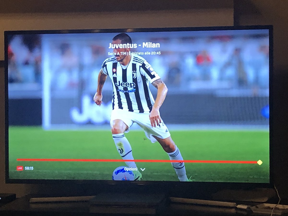 Mi sa che è più efficace il sale che vendeva Wanna Marchi che il segnale di quella patacca di #DAZN #JuventusMilan