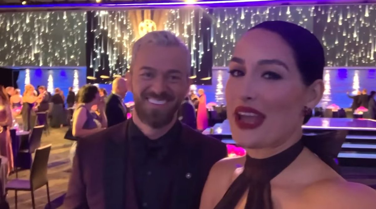 WWE Hall of Famer Nikki Bella Goes Behind the Scenes of the 2021 Emmy Awards alongside Artem in New VLog (VIDEO) https://t.co/lxpNhImCpA https://t.co/Bvn9pudTB0