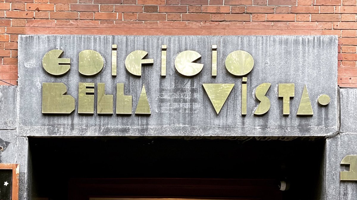 Ciudad_de_Tipos's tweet photo. Letras de metal.
#FontSunday #MetalLettering #TypeinMexicoCity https://t.co/VHgxgXJ2Vj