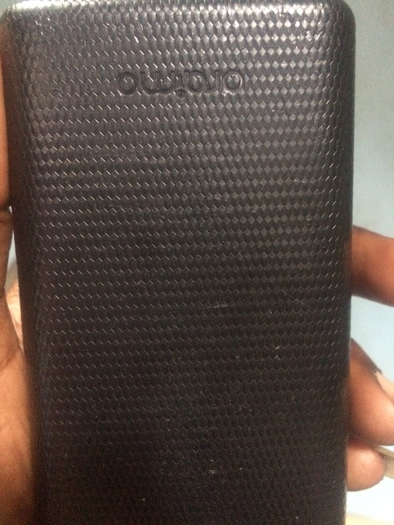 joseph_maxwill's tweet image. Oraimo has the most worst power bank on earth 🌏... this one nor even take 3 month e don spoil... Useless company chai my 9500 just waste like that inside this buhari season... mogbe @OraimoMate