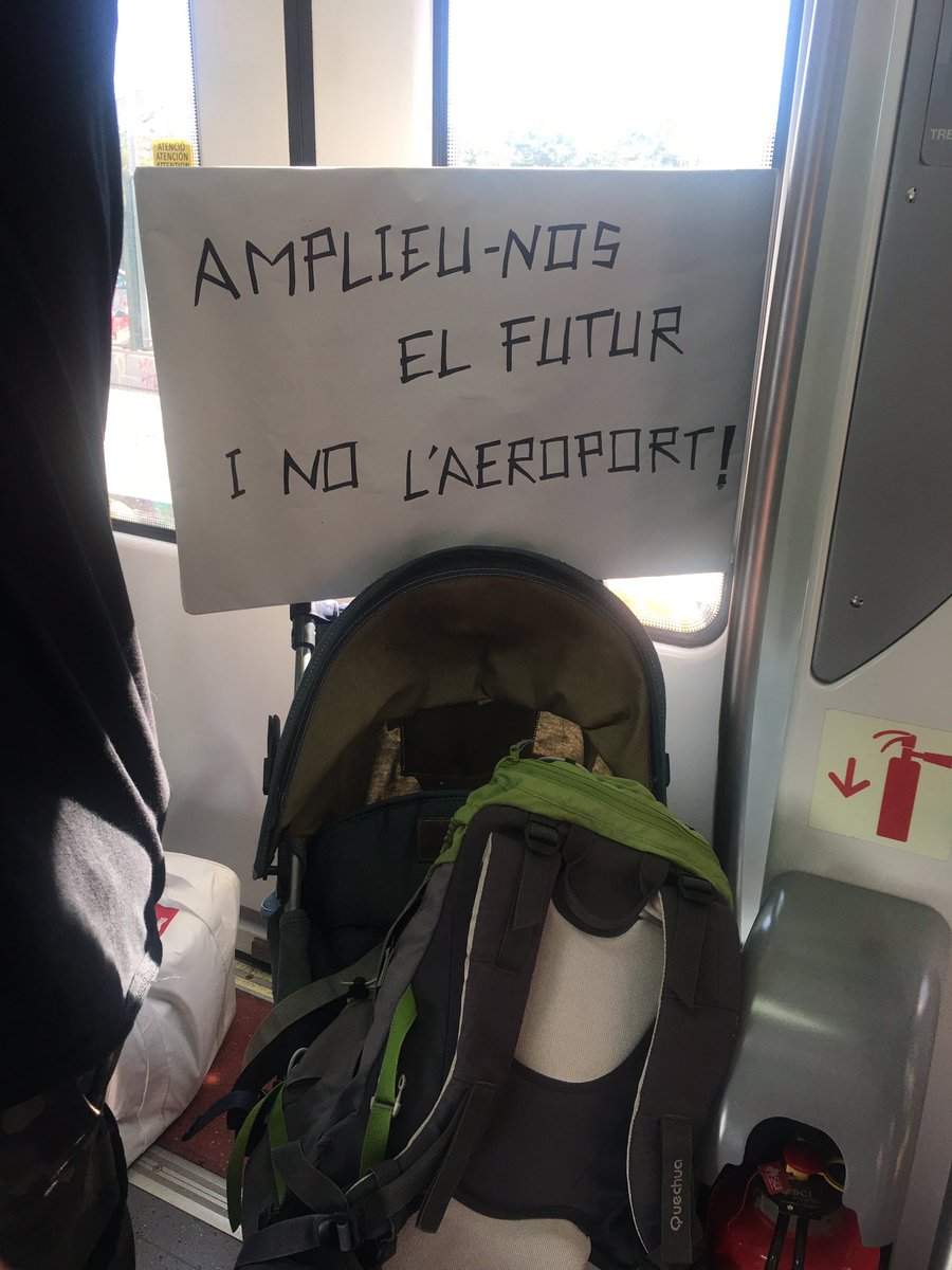 Hoy con <a href="/MolletpelFutur/">Mollet Pel Futur</a> y <a href="/SOS_elcalderi/">SalvemElCalderí</a> reivindicamos: Ampliadnos el Futuro No el aeropuerto‼️

#AmpliacionsNo
#MenysAvionsMésVida i també #SalvemElCalderí.
#NoAmpliacioAeroport