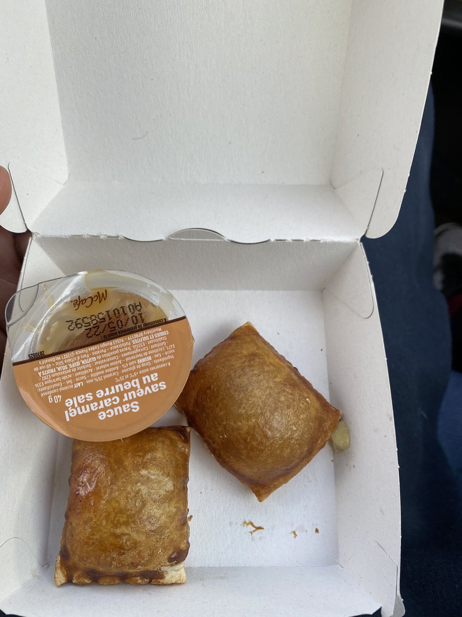 Rastatooff's tweet photo. @McDonaldsFrance @McDonaldsFrance Aucun intérêt et rien avoir avec mon enfance !
#DreamKiller #McDonalds #applepiemini https://t.co/xyymHJCMr0