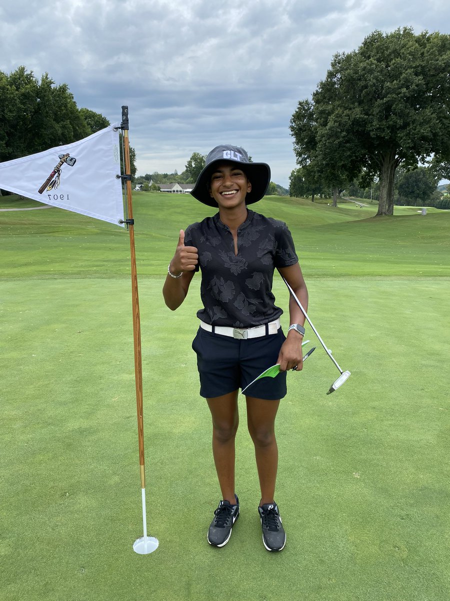 CharlotteWGolf's tweet photo. Cherokee Country Club - Hello!! Through 1 hole in the Practice Round and this place is 💯 #GoldStandard https://t.co/d1pSxKauKM