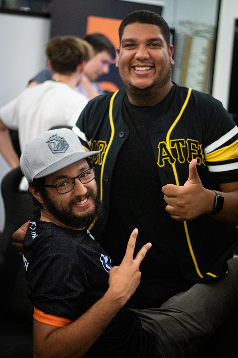 Live from the venue: your CHAMPION @Yiazmat_Goth 🥇

GGs everyone 👏