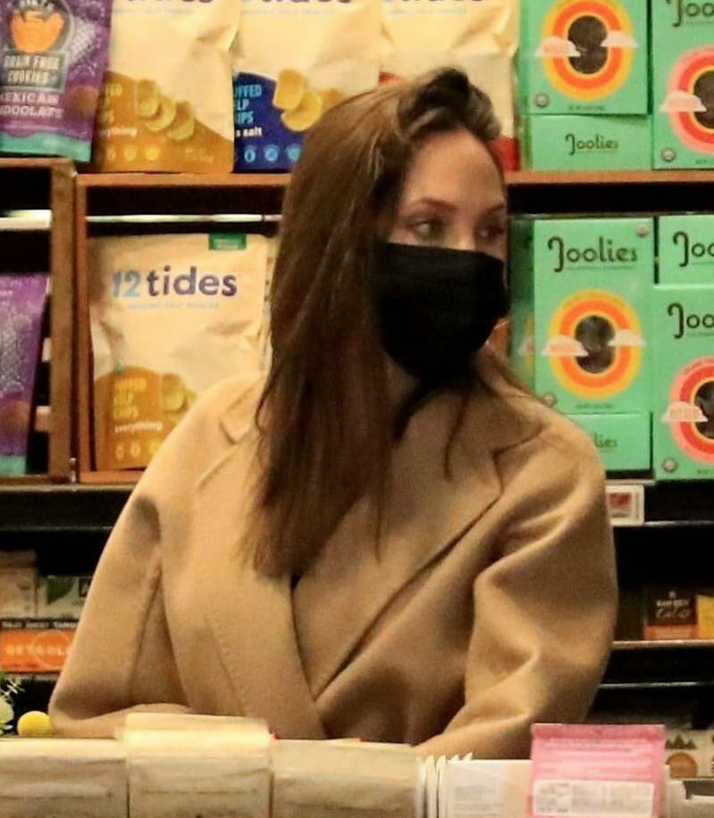 Angelina Jolie & Daughter Zahara Grocery Shopping At Erewhon