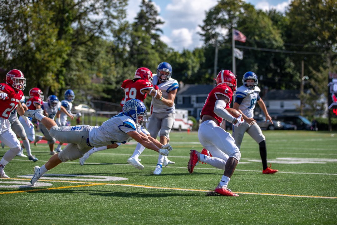 FlexxAlmighty's tweet photo. Trying to make a impact in all 3 phases ππ₯π₯ @Montclair_FB @D3FBHuddle #zone2 #2litt https://t.co/0Nqkv6vexB